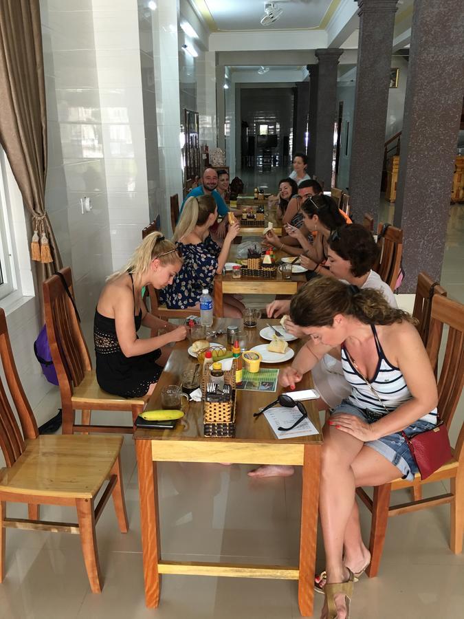Gold Plus Hotel Phong Nha Zewnętrze zdjęcie